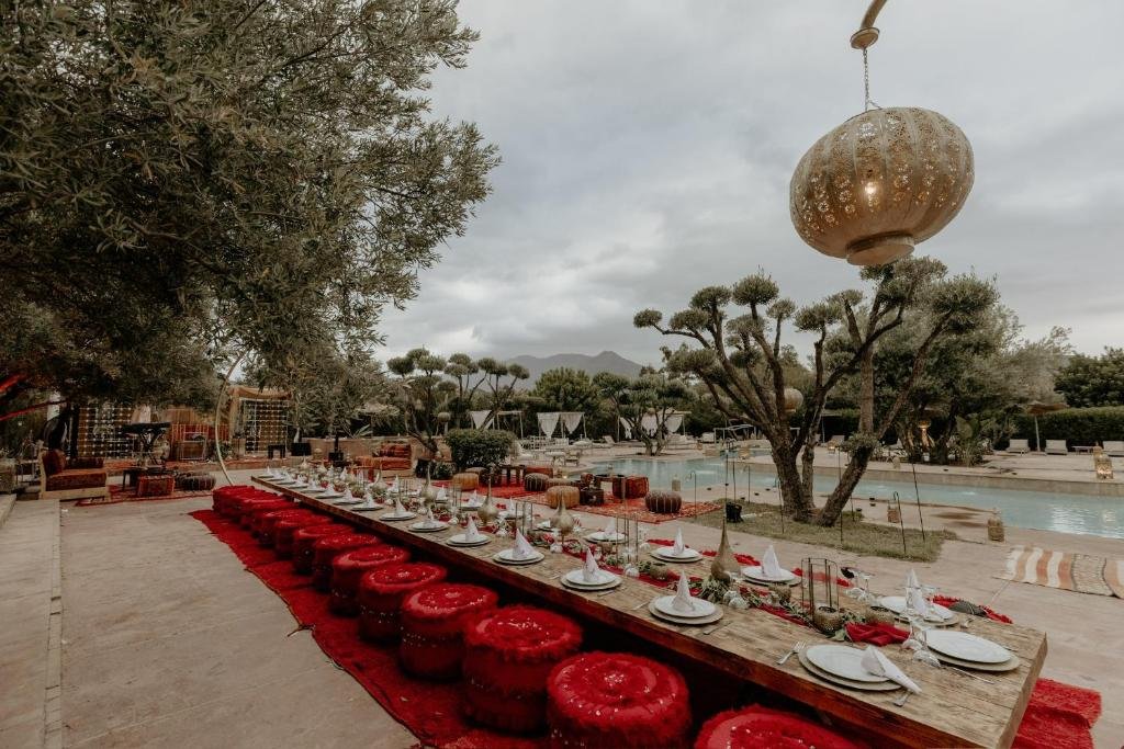 Hotel Ksar Shama, diner buiten
