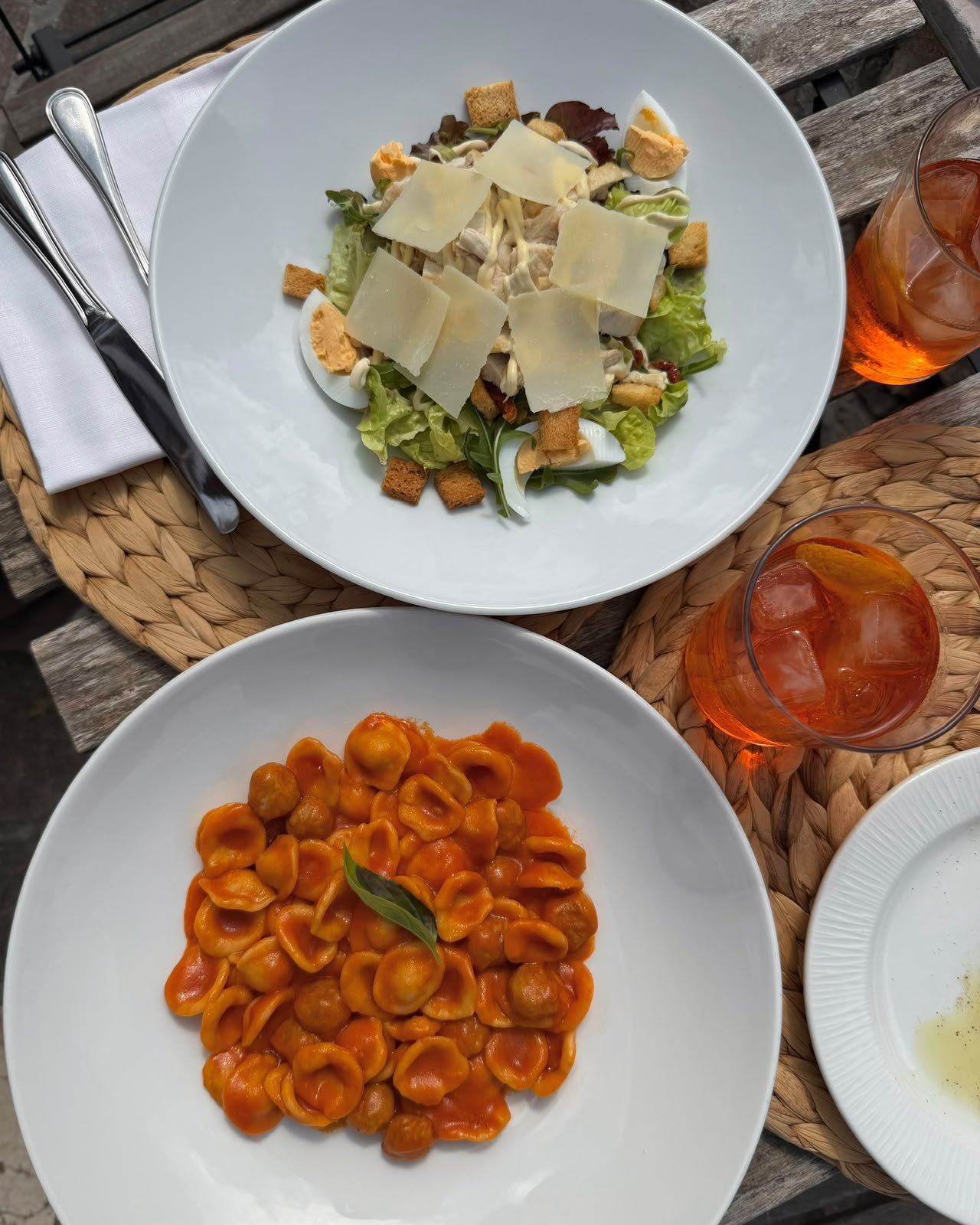 Lunch met orecchiette en spritz